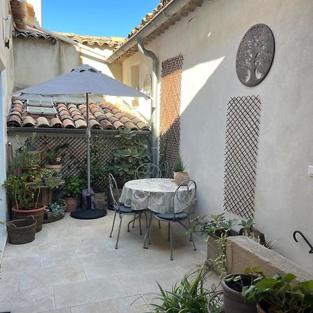 La Charmeuse Apartment Cereste Bagian luar foto